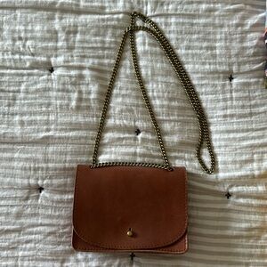 Madewell brown leather bag with convertible shoulder/crossbody gold chain